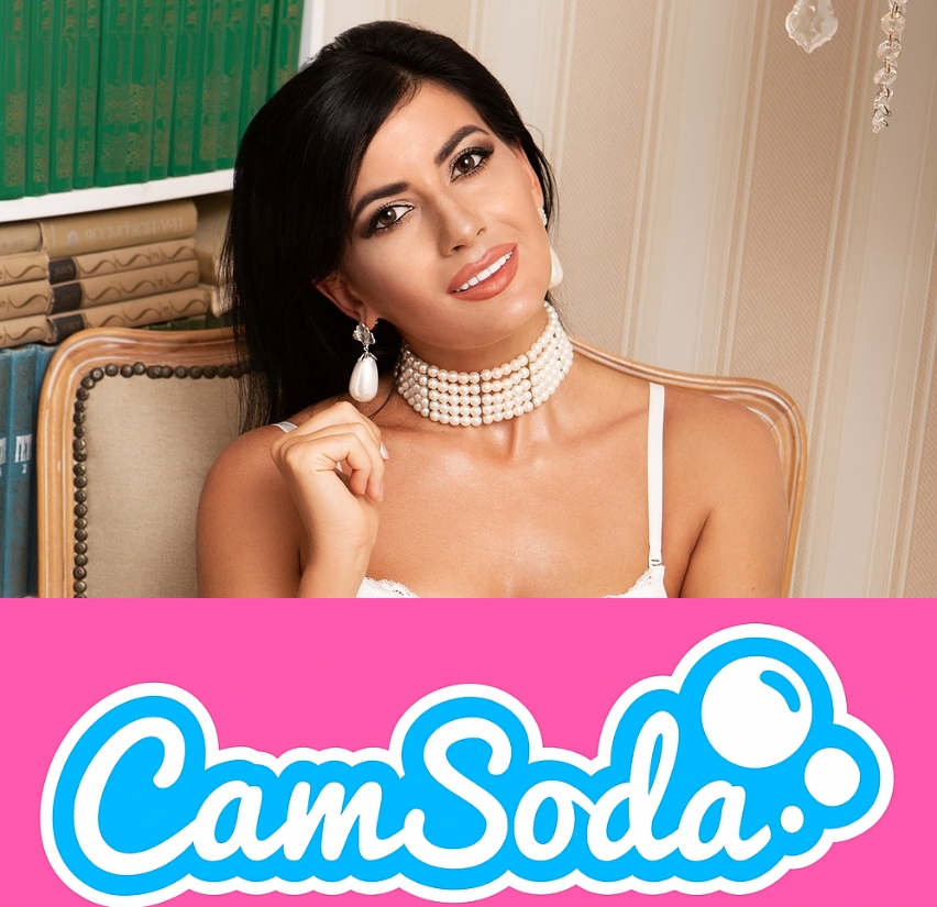 Watch MILFs on CamSoda